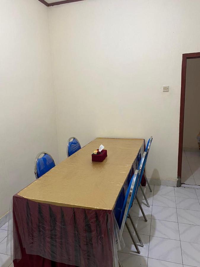 Mawar Bed And Breakfast Bajawa Exterior foto